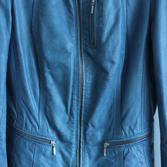Soft Blue Leather Jacket - MUST SEE LINING! - Picture 2 of 7